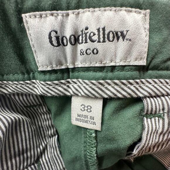 Goodfellow & Co Men’s Green Flat-Front Shorts – Size 38 – New - Picture 3 of 6